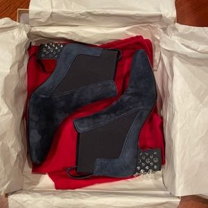 💯 authentic Christian Louboutin ankle boots 36.5